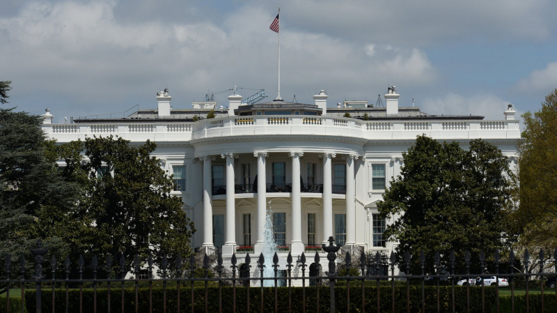 Спустя 250 лет в США появился государственный язык