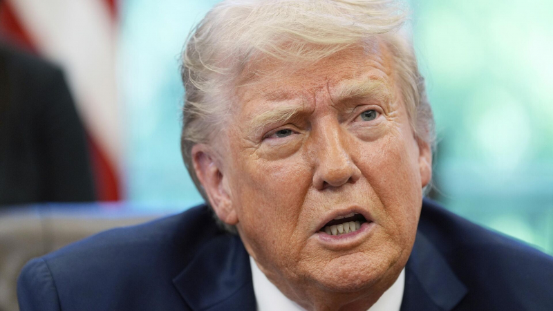 СМИ подсчитали количество уволенных при Трампе федеральных служащих