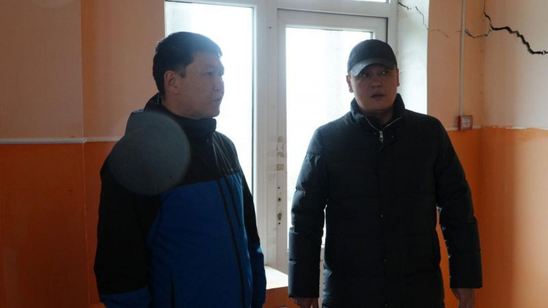 После землетрясения акимат Жамбылской области взаимодействует с МЧС Кыргызстана